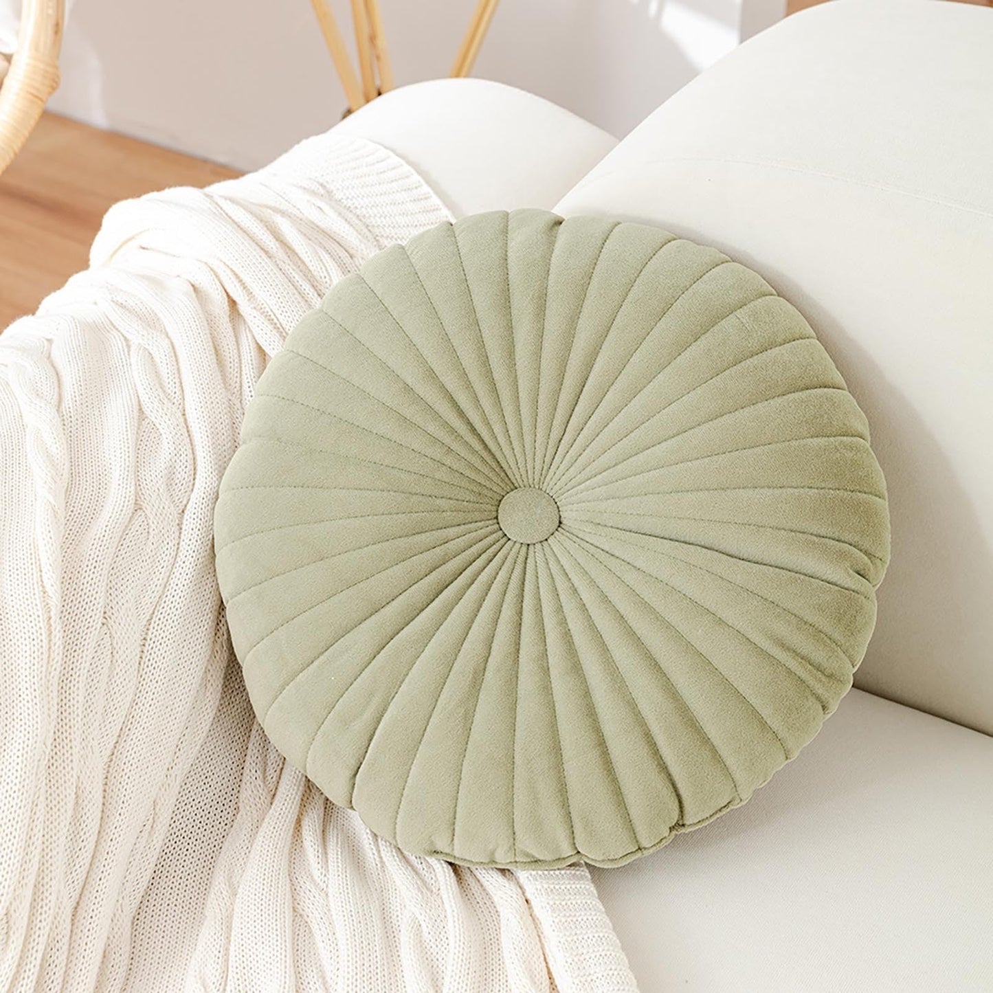 Darzheoy Round Throw Pillow 15.7 inch Decorative Round Velvet Floor Pillows Small Pumpkin Throw Pillow Cushion for Living Room Sofa Bed, Gray Green