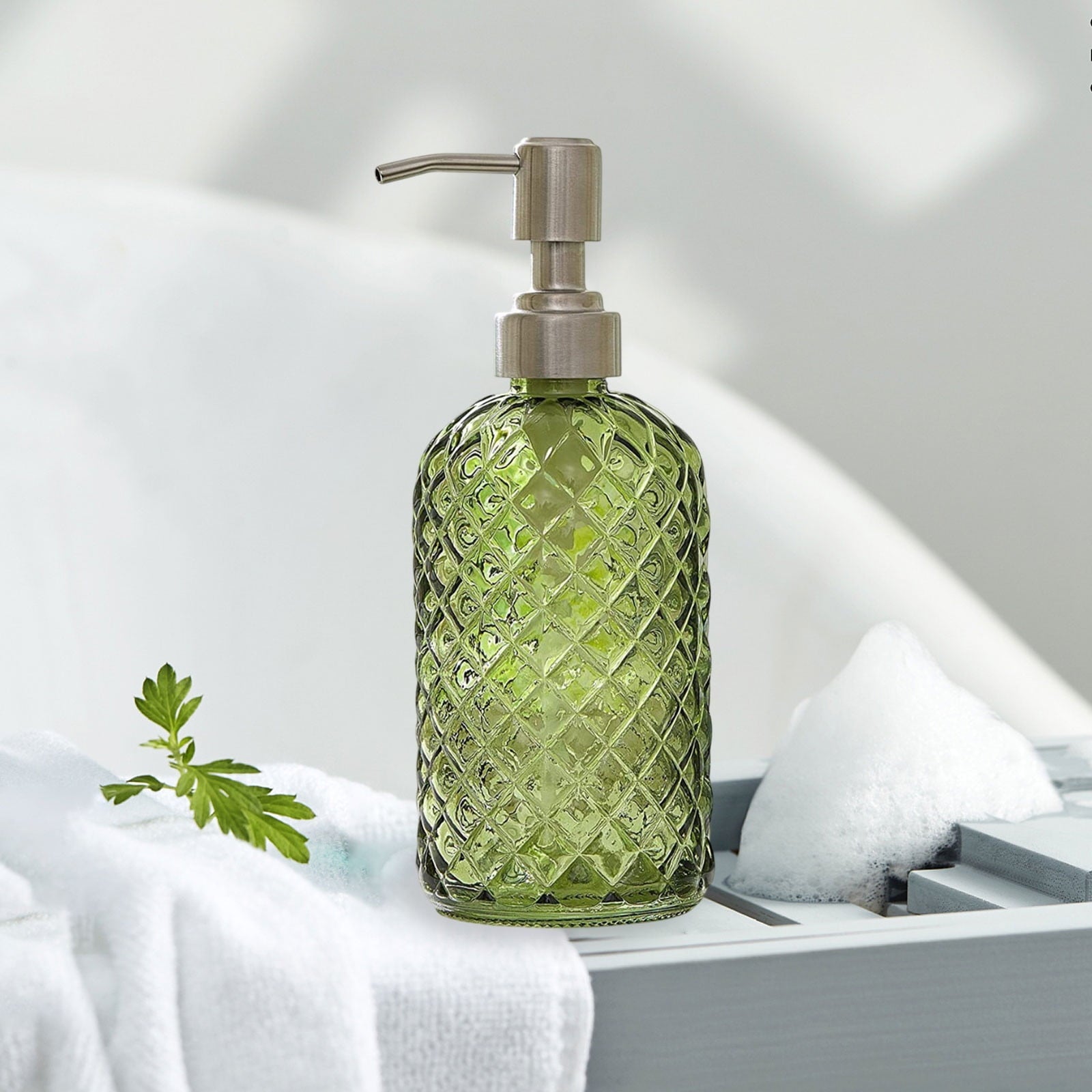 Darzheoy Glass Soap Dispenser 15 Oz for Bathroom Kitchen, Hand Soap/Lotion Dispenser with Plastic Pump Green.