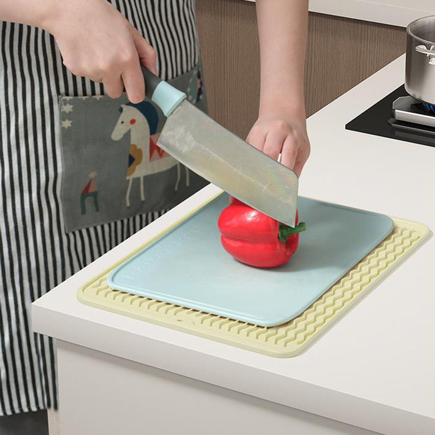 Chmadoxn Dish Drying Mat,Large Dish Drying Mats, Non-Slip Mat Easy Clean Drying Mat Large Heat Dish Drainer Mat for Kitchen Counter Sink Refrigerator or Drawer Easy to Clean 11.8×15.7 in Beige