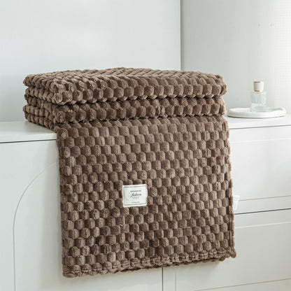 Kdkad Cooling Blanket, Summer Ice Soft Double Sensation Ice Cool Summer Cool Blanket, Cooling Blankets Absorbs Body Heat to Keep Cool on Warm Night, Ultra-Cool Lightweight Blanket 39.4×47.2 in Khaki