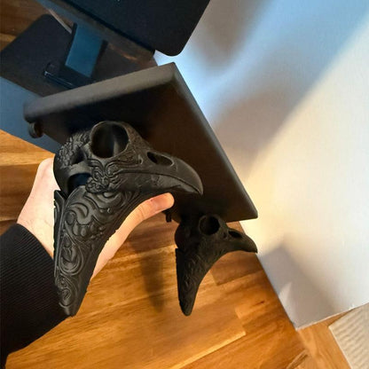 3D-printed crow skull wall mount adds a touch of mystery to your home. (Black).