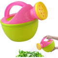 Watering Can for Children - Children's Garden Outdoor Watering Bag Small Watering Can, 1 Piece, Random Colors 1 Piece.