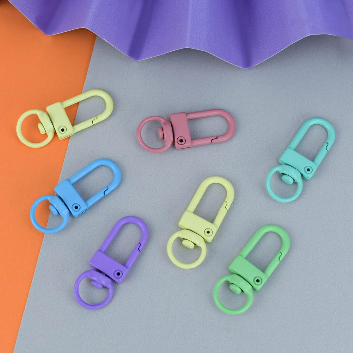 36 Pcs 6 Colors Metal Swivel Lobster Claw Clasps with Key Rings Keychain Lanyards Trigger Snap Hooks Strap for Chain Findings Crafts Connector Jewelry Making DIY Accessories Bag