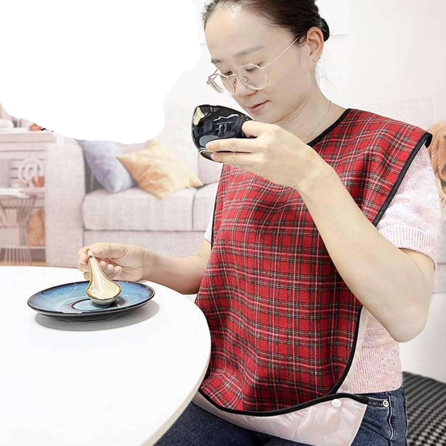 Adult Bibs for Men Women Elderly Reusable Large Adult Bibs Reusable Waterproof Clothing Protector with Crumb Catcher