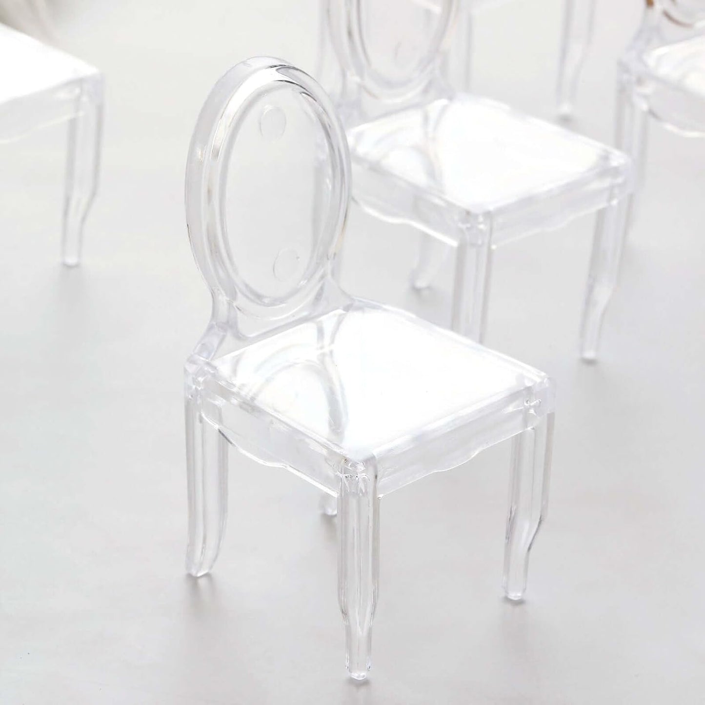 Efavormart 12 Pack 4" Clear Chair Shaped Party Favor Holders - Transparent Plastic Candy Treat Display Containers for Wedding, Baby Shower and Event Decor