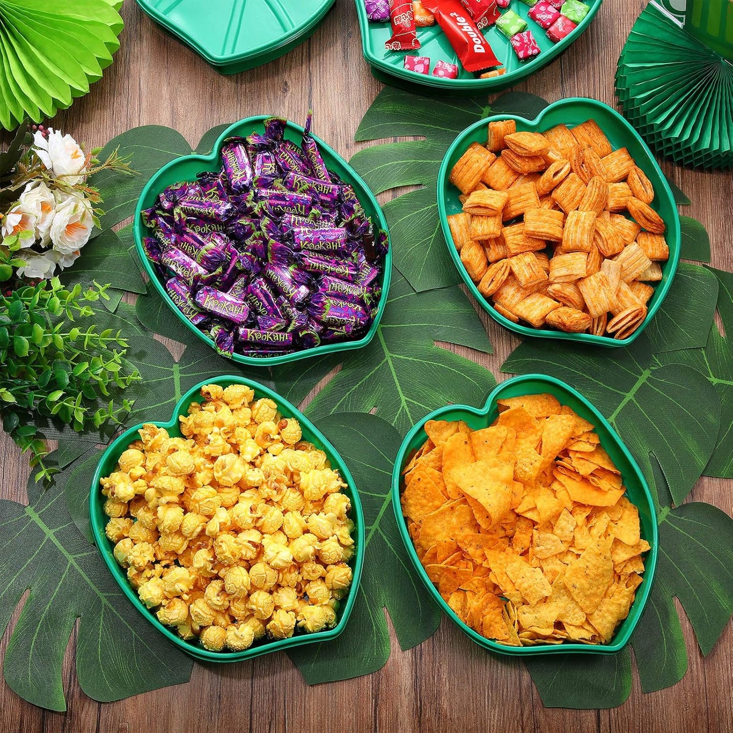 12 Set Palm Leaf Snack Tray Hawaii Reusable Food Tray with Tropical Imitation Green Plant Leaves, Cookies Chips, Candy Dip, for Jungle Island Luau Party Decorations Birthdays, 8.3 x 7 Inch
