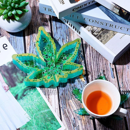 2 Pieces Maple Leaf Silicone Resin Mold, Large Leaf Tray Casting Mold for DIY Coasters, Soap Dish, Home Decoration, Thanksgiving Fall Decoration