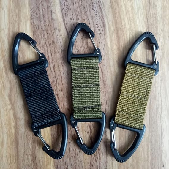 6-Piece Triangular Carabiner Hooks Set 3 Colors Multi-functional for Keys Outdoor Use and Organizing.