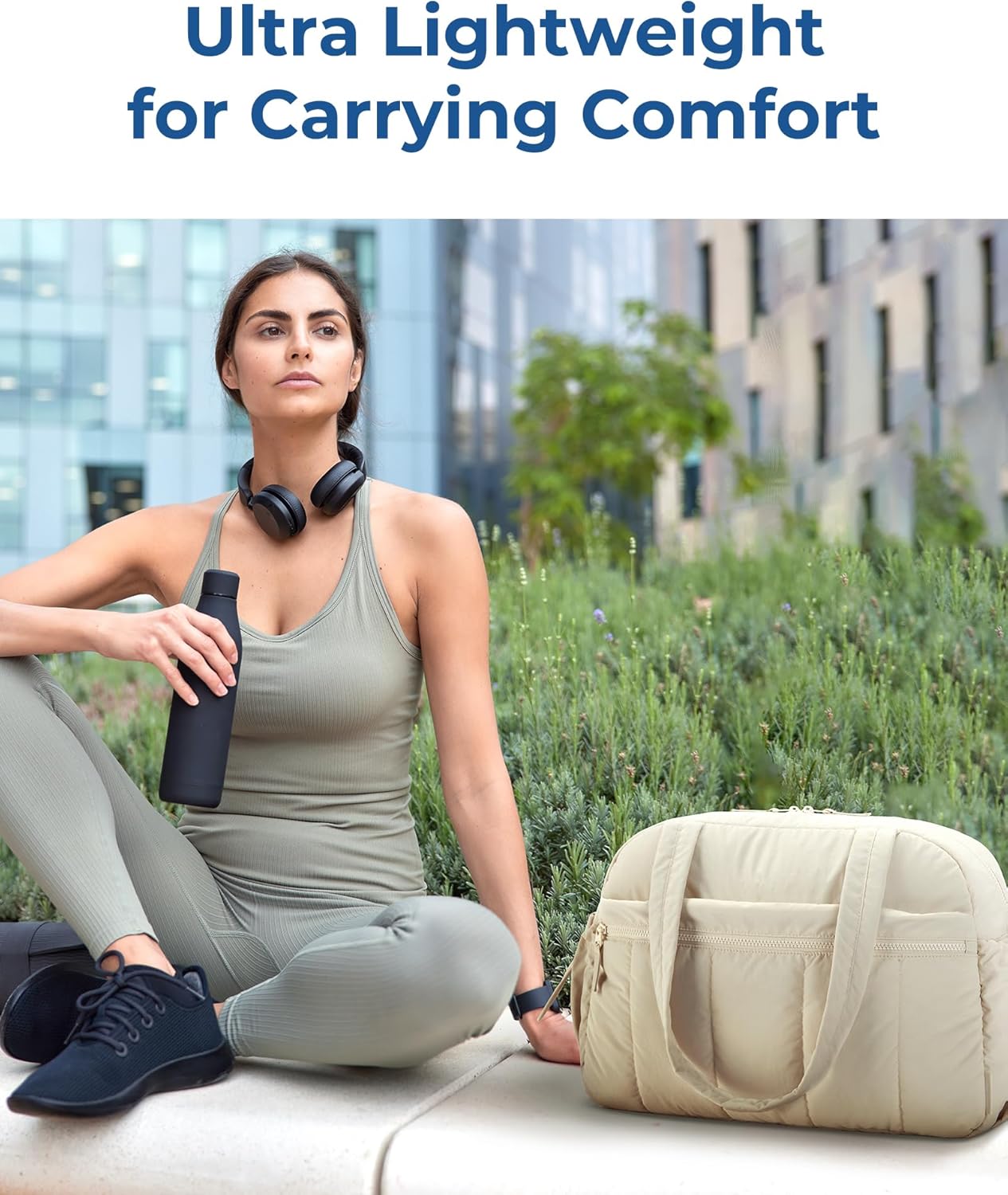 Gym Bag for Woman, 24L Carry on Travel Duffle Bag with Wet Pocket, Water Resistant Weekender Bags for Sports, Trips, Camel