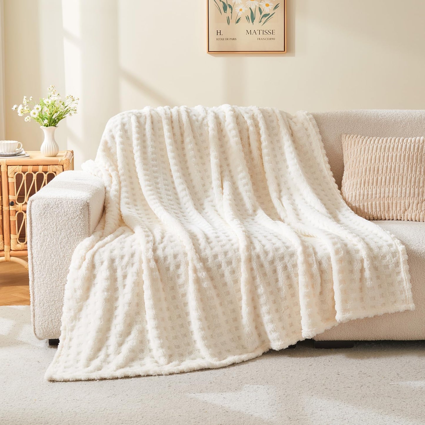 Throw Blankets for Bed Waffle White Blanket for Women Cozy Soft Fluffy Fleece Throw Blanket for Couch Lightweight Breathable Bed for All Season Cream 50x70