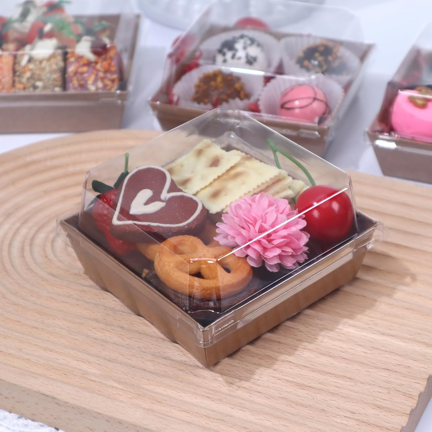 100Pack 4x4x2.5 Inches Charcuterie Boxes with Clear Lids - Bakery, Chocolate Covered Strawberries, Cupcake, Pie, Treat, Macaron Boxes for Christmas, Valentine's
