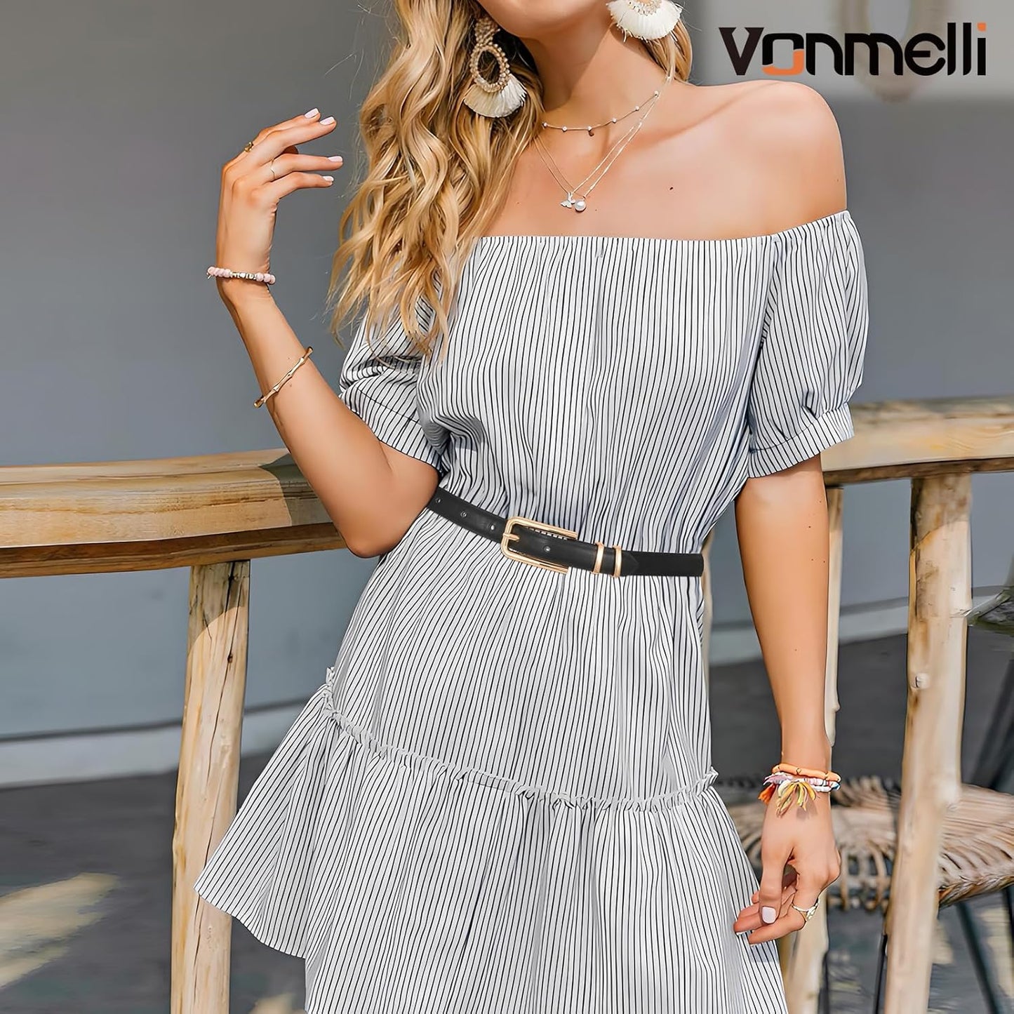 Women Skinny Leather Belt Thin Waist Belt for Women Jeans Dress Fashion Ladies Belt with Gold Buckle