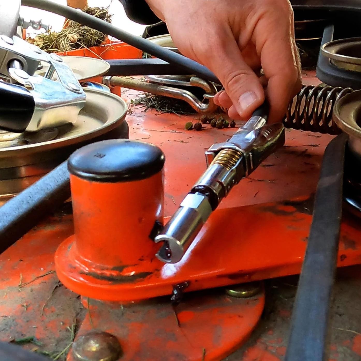 Push-on Slotted Right Angle 90 Degree Grease Coupler