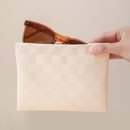 2 Pieces Waterproof Makeup Bag Set for Women, Checkered Cosmetic Bag Travel Toiletry Bag Organizer Cute Small Makeup Bag Aesthetic Accessories Storage Bag for Women, White