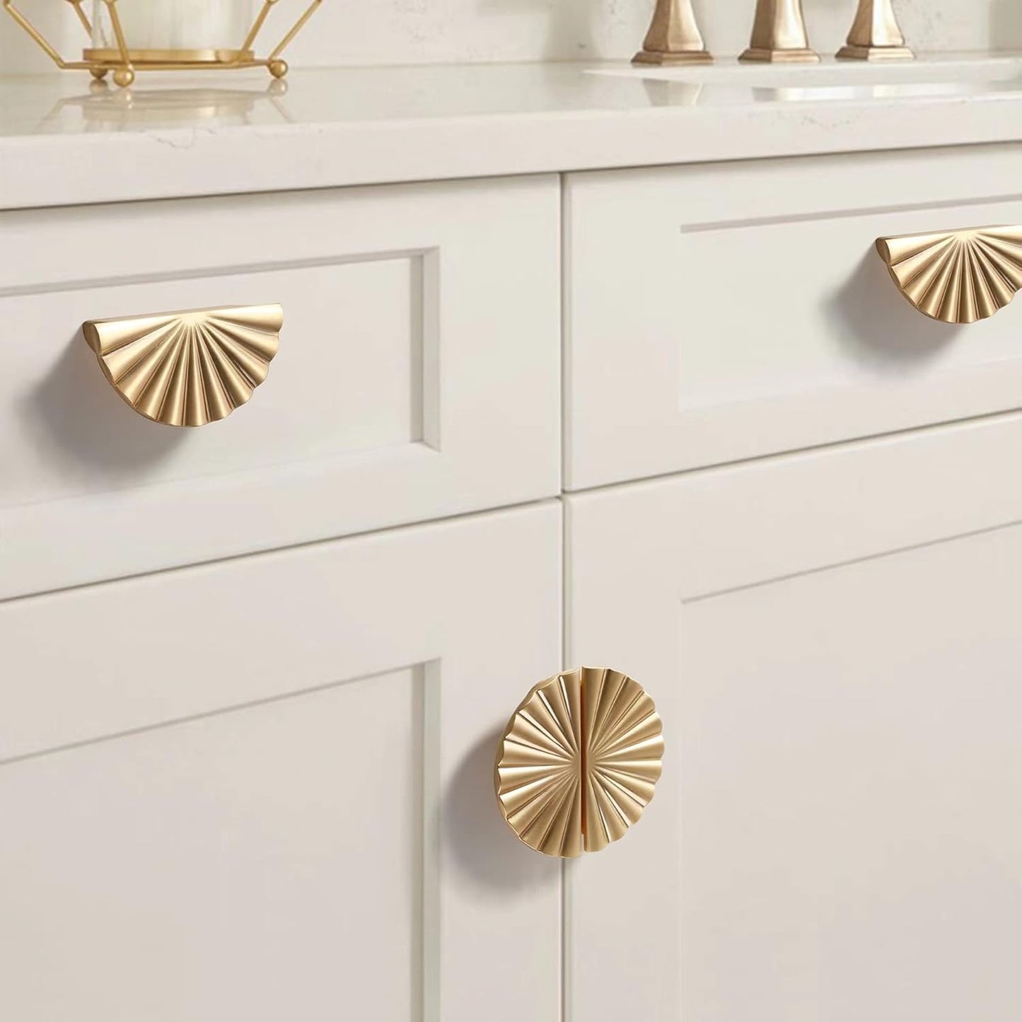 6 Pack Cabinet Handles 2.52 inch Kitchen Cabinet Pulls 64mm with Vintage Cupboard Drawers Hardware Dresser Drawer Handles Kitchen Cabinet Handles (64MM, 6 Pack, Brushed Gold)
