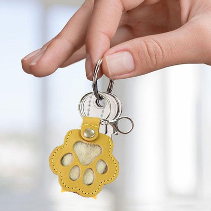 Pet Hair Keepsake Box for Dog, Pets Hair Storage Pouch Fur Memorial Keyring for Pet Commemorative,Dog Cat Paw Shape Leather Keychain Pendant
