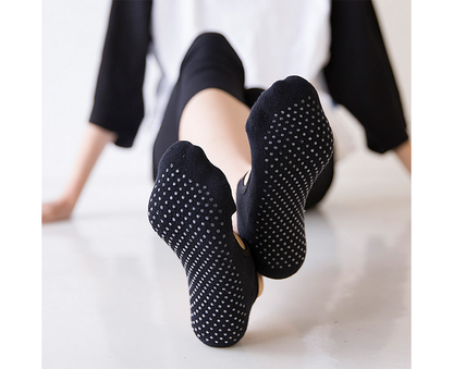 3 Pack Non Slip Grip Yoga Socks for Pilates, Barre, Home-Black