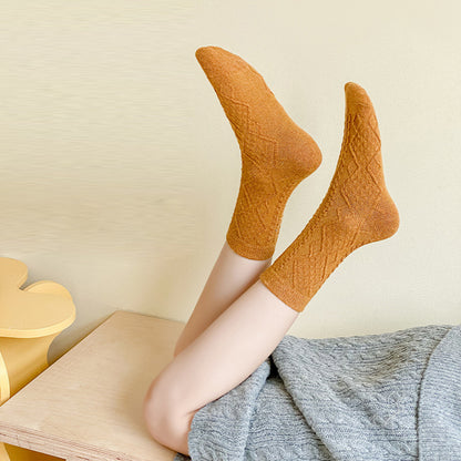 4-pair pack of mixed color socks, women's fall/winter socks, comfortable, soft and warm house socks.