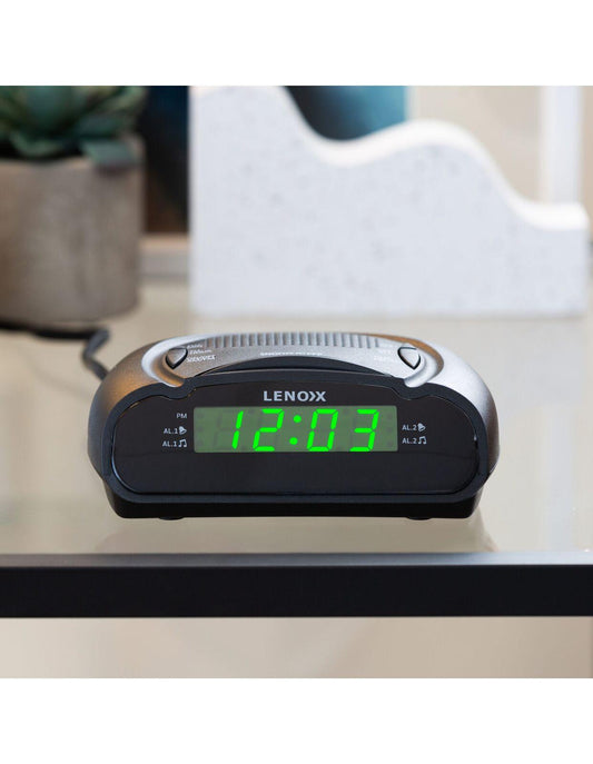AM/FM Alarm Clock & Radio w/ Green LED Time Numbering.