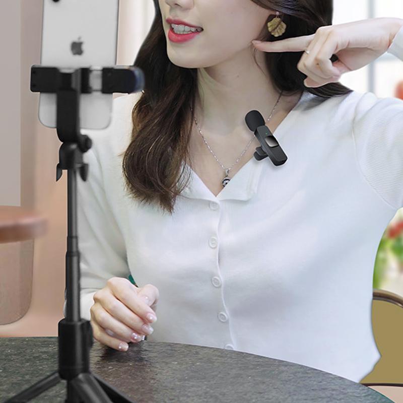 Wireless Lavalier Microphone Mini Mic For Android iPhone iPad Vlog Live Stream - Lightning (Two Microphones).