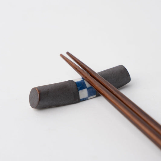 Chopstick Rest Cylinder Checker Black.