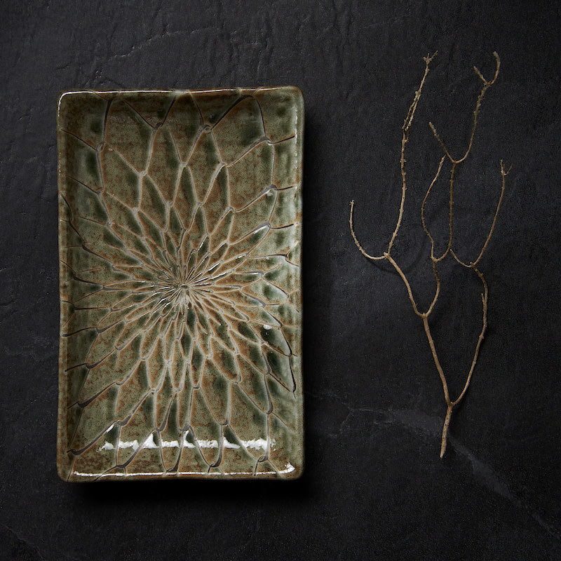 Sushi Plate 22cm Forest Green Net Design.