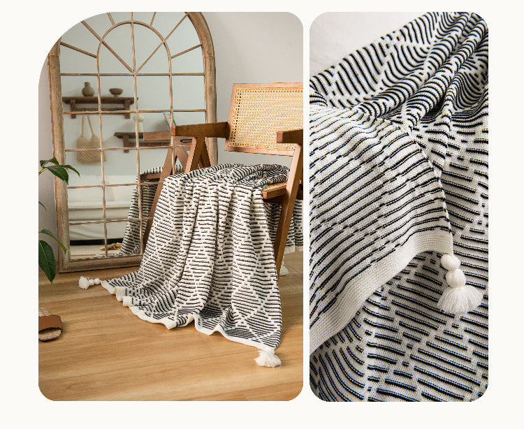 Black and Beige Diamond Pattern Soft Cozy Knit Throw Blanket with Tassels - Geometric Pattern Lightweight Acrylic Blanket for Sofa Couch Bed, 130x150cm