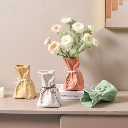 Green And White Chic Money Bag Inspired Vase - Modern Resin Decorative Flower Holder & Tabletop Accent(Use the mobile phone as a reference for size)