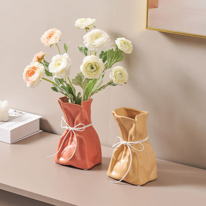 Green And White Chic Money Bag Inspired Vase - Modern Resin Decorative Flower Holder & Tabletop Accent(Use the mobile phone as a reference for size)