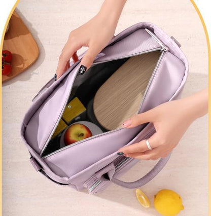Green Chic Insulated Lunch Tote Bag - 11L Large Capacity Cooler for Work, Picnic & Travel - Durable Oxford Fabric.