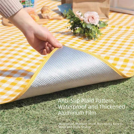 Yellow Lightweight Thickened Picnic Mat â Waterproof Outdoor Camping Ground Sheet for Hiking, Parks and Picnics(2*2Mï¼.
