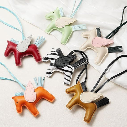 Black and White PU Leather Pegasus Keychain – Cute Flying Horse Pendant with Wings and Rope, 3-Pack