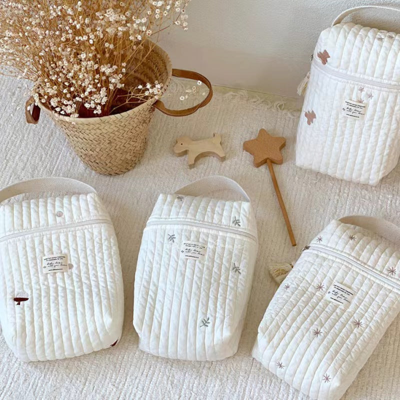 Pinecone Quilted Nappy Storage Bag Portable Diaper Organizer Mommy Travel Pouch with Zipper 28x18x6cm for Australian Families and Stroller Use