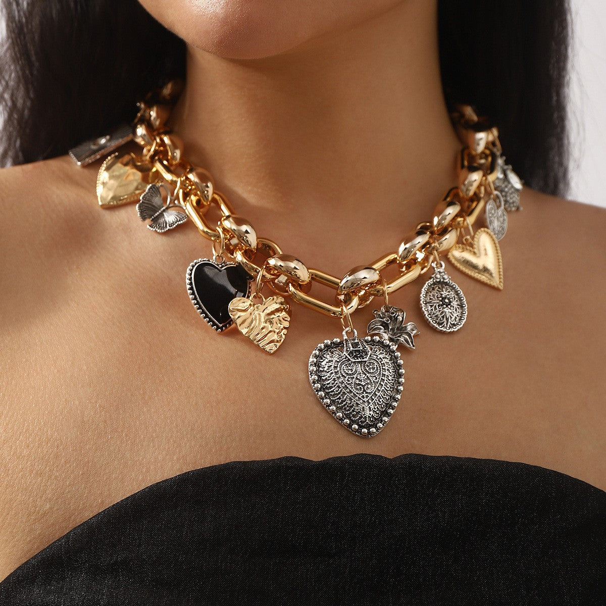 European and American Statement Exaggerated Heart & Floral Rhinestone Necklace - Adjustable Retro Chunky Clavicle Chain (Sliver)