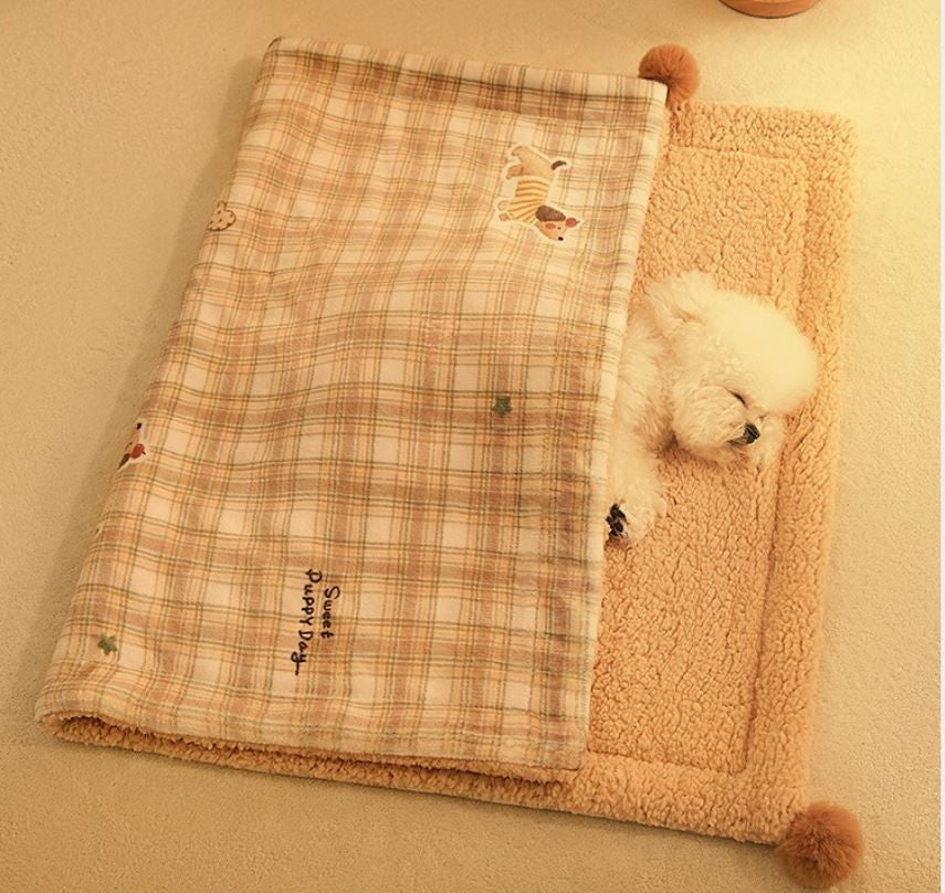 Plaid Apple Premium Soft Fleece Dog Bed Mat/Quilt (S Size 50 x 35 CM) - All-Season Reversible Warm Cat Nap Pad