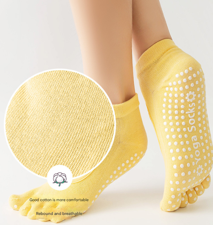 Light Grey 3-Pack Women's Non-Slip Five-Finger Yoga Socks - Open Back Combed Cotton Pilates & Fitness Grip Socks for Professional Exercise.