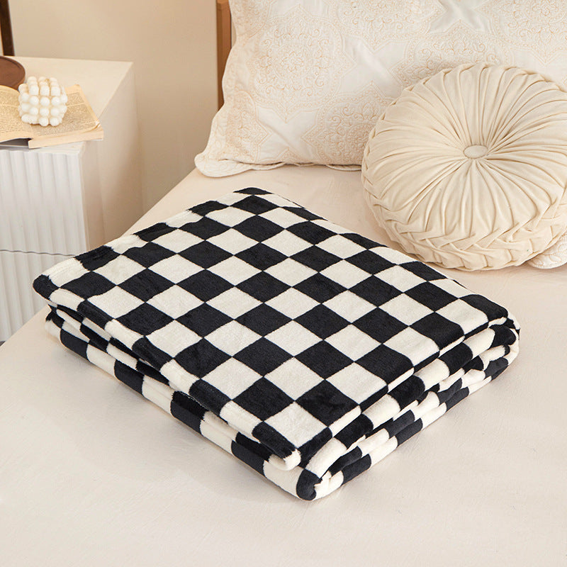 Black and white check Double-Sided Fleece Blanket – 150×200cm Machine Washable, No-Shedding Flannel Throw for Bed, Sofa & Air Conditioning Use