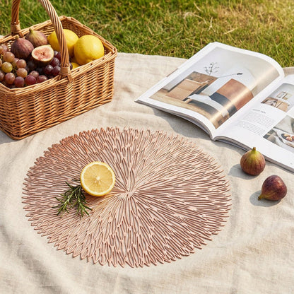 Silver Set of 3 Nordic-Style Round Table Mats – Heat-Resistant, Non-Slip PVC Placemats for Home Use, Creative Dish Pads, 38cm Diameter, Ideal for Dining Tables and Decor