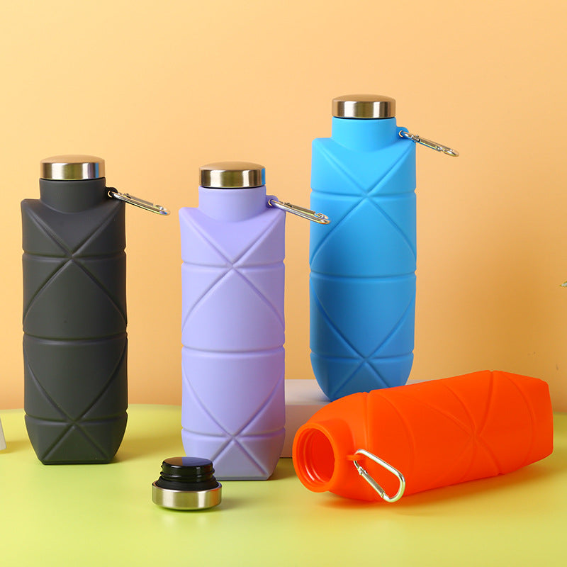 Grey 700ml Collapsible Silicone Water Bottle with Diamond Pattern - Food-Grade Portable Sports Bottle for Hiking, Camping, Travel & Gym - Leak-Proof Foldable Design with Carabiner Clip