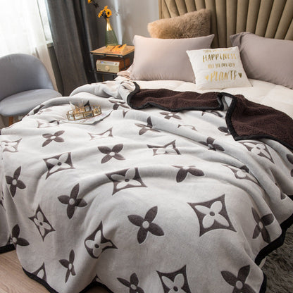Brown Lucky Four-Leaf Clover 180x200CM Premium Double-Sided Print Flannel Blanket - Soft All-Season Air Conditioning Throw for Office Nap & Travel