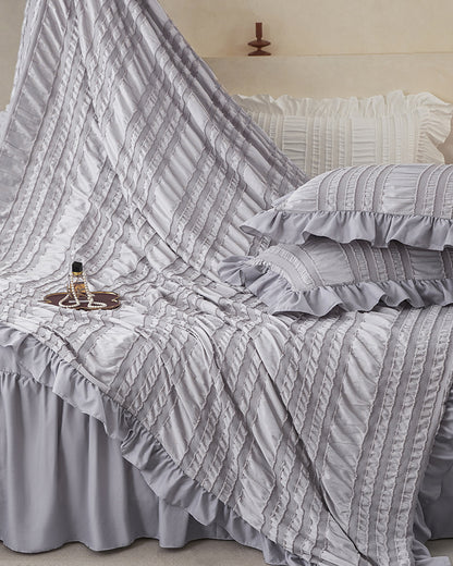 Grey Elegant Ruffle Seersucker Duvet Cover with 2PCS Pillow Shams - 3-Piece Vertical Stripe Clipped Floral Textured Bedding (Full Size 200 x 229 CM)