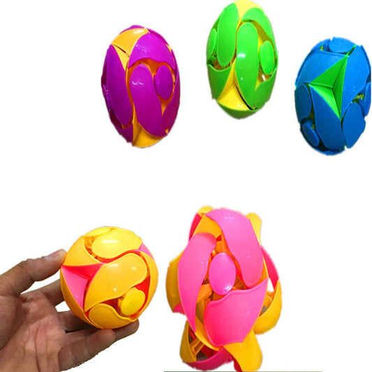 4x Colourful Switch Pitch Balls.
