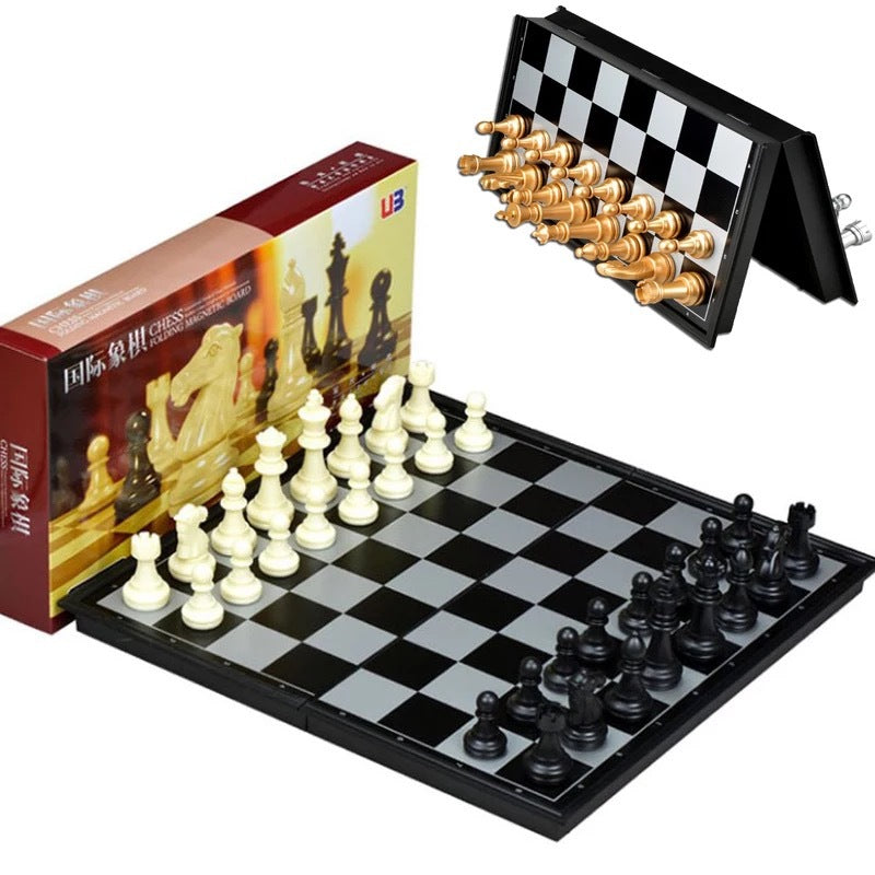 Chess game set with magnet box - Black and white.