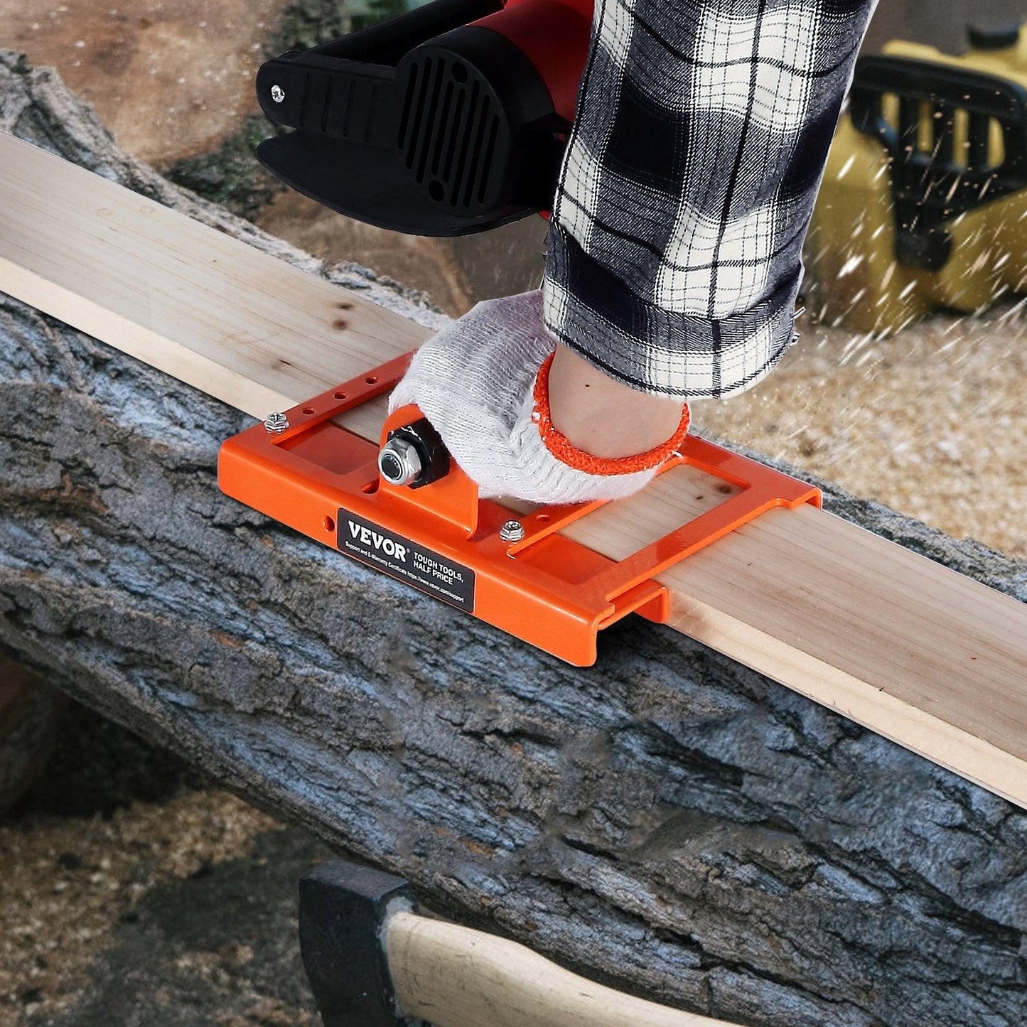 Chainsaw Mill, Vertical Lumber Cutting Guide with 5.1-15.2cm Cutting Width, Cast Iron Portable Timber Chainsaw Attachment, Lightweight Wood Timber Milling Attachment for Builders and Woodworkers.
